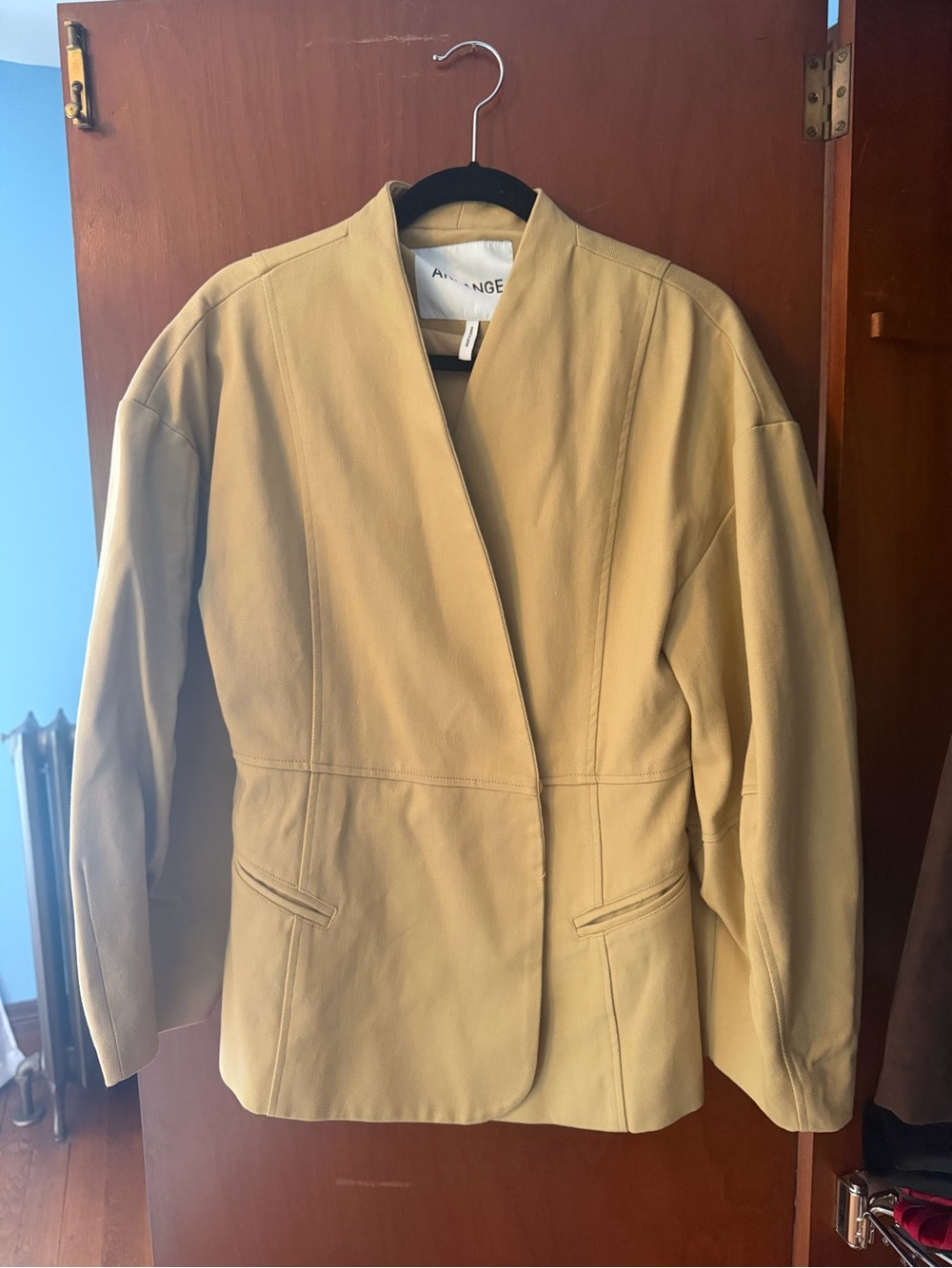 ARRANGE twill jacket with ovoid sleeve and cinched waist in camel